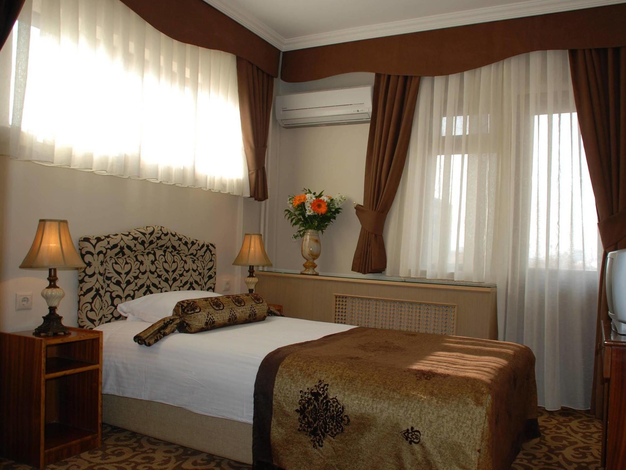 Hotel Mithat Ankara Bagian luar foto