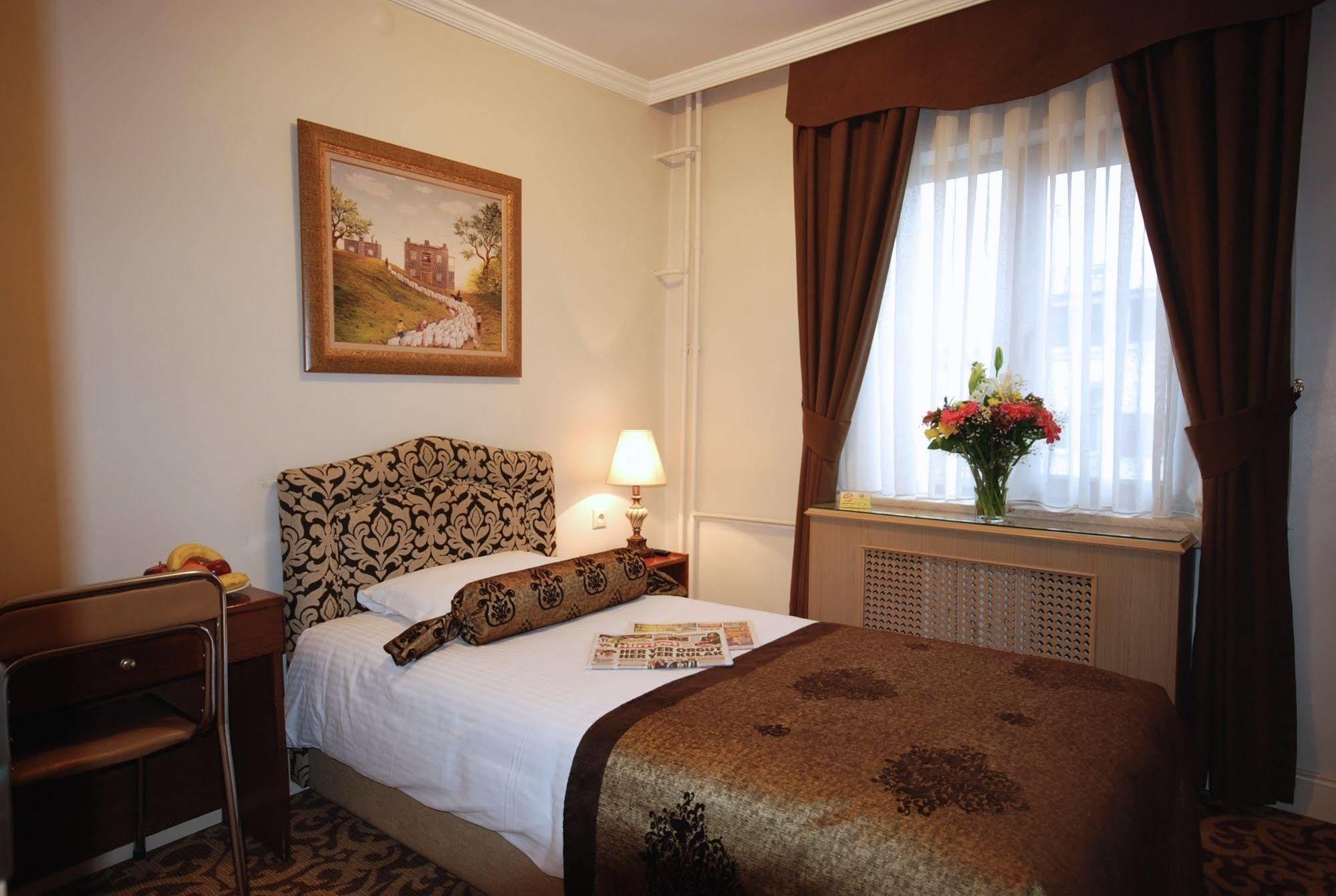 Hotel Mithat Ankara Bagian luar foto